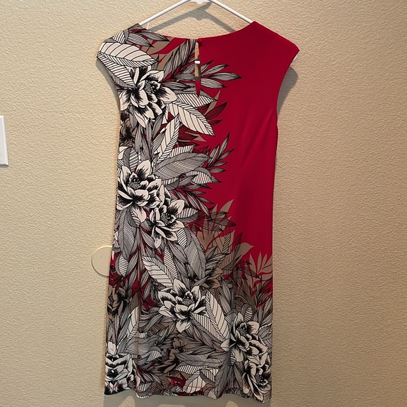 London Times sleeveless red/white/black dress - Picture 4 of 4